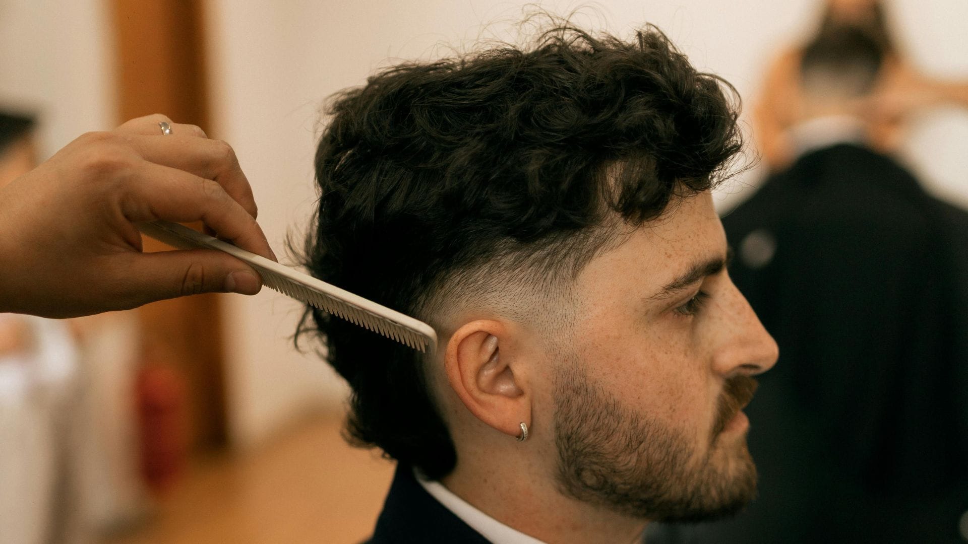 11 Flattering Hairstyles for Receding Hairlines