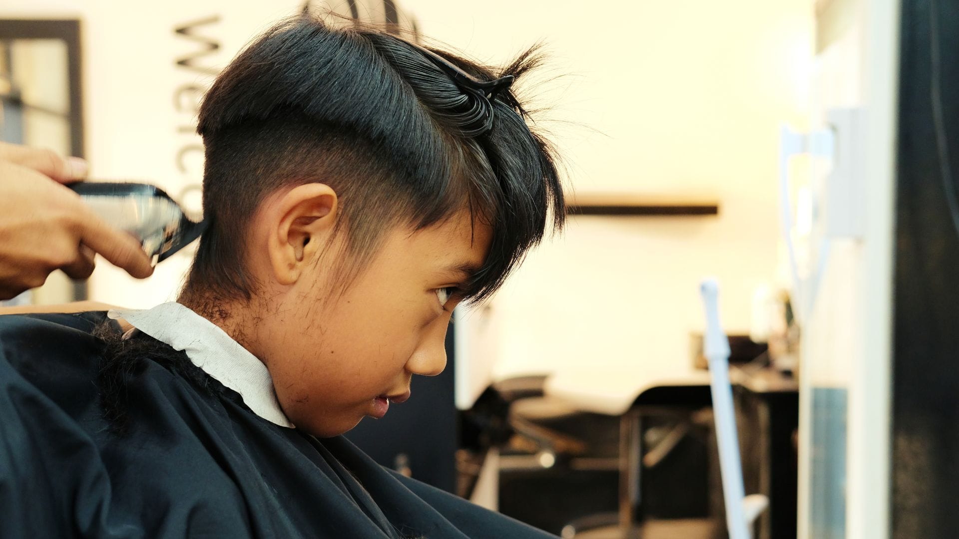 12 Haircuts for Thin Hair That Add Volume