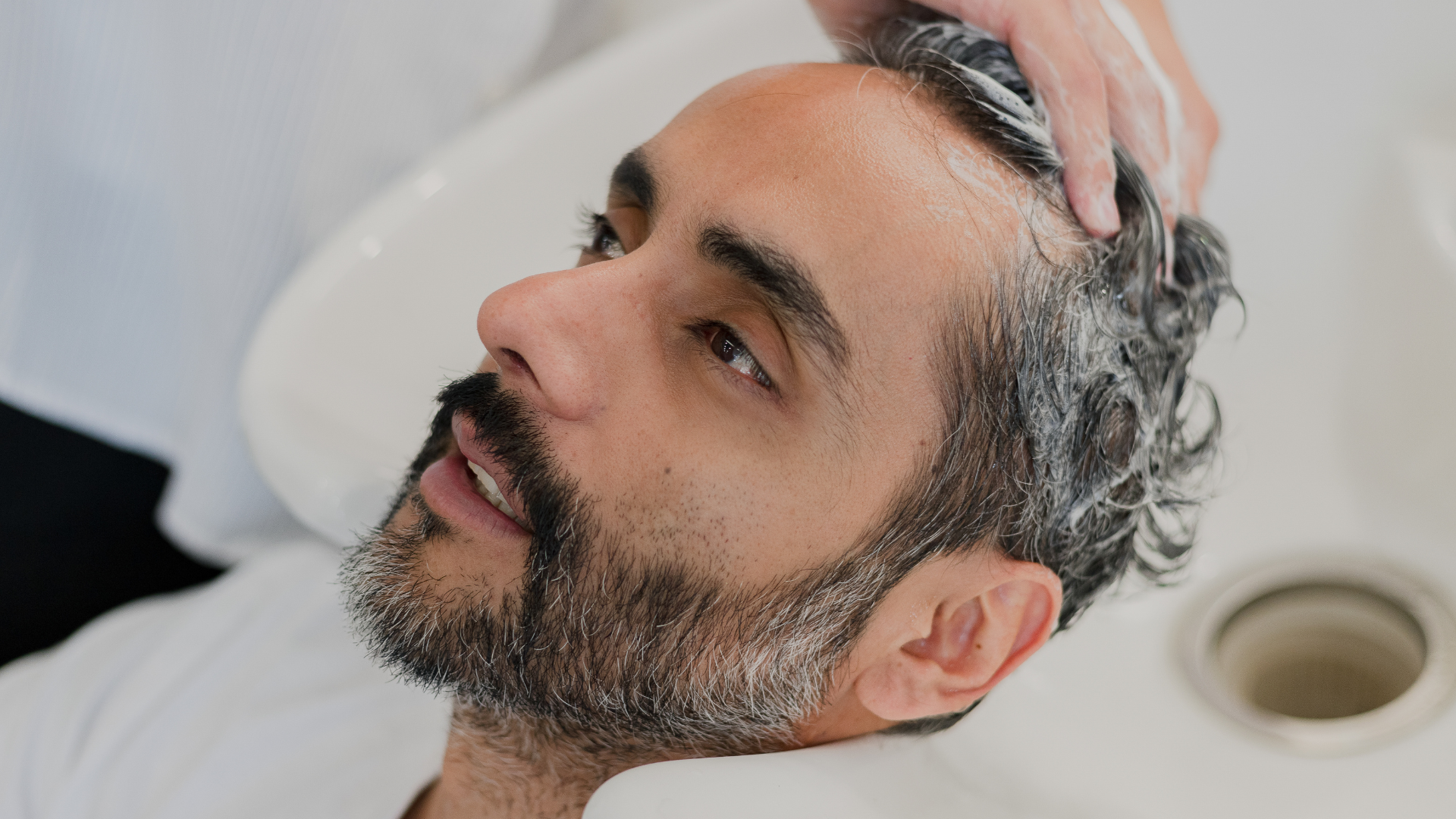 12 Ideas to Keep Your Hair Looking Fresh