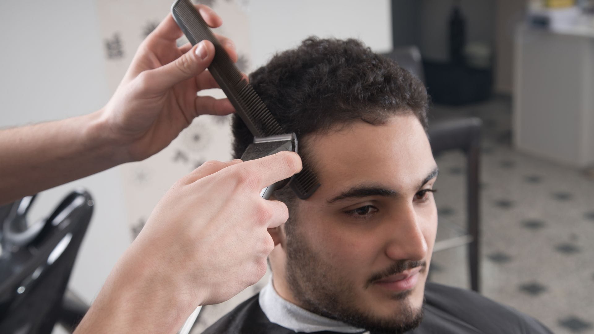 12 Straightforward Hairstyles You Can Maintain at Home