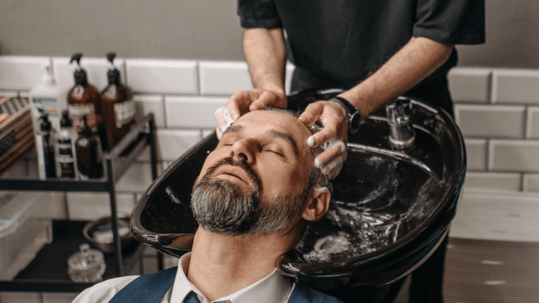 12 Tips for Choosing the Right Shampoo for Men