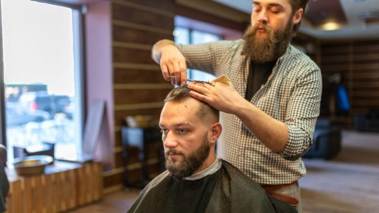 12 Tips for Maintaining a Clean Lineup at Home