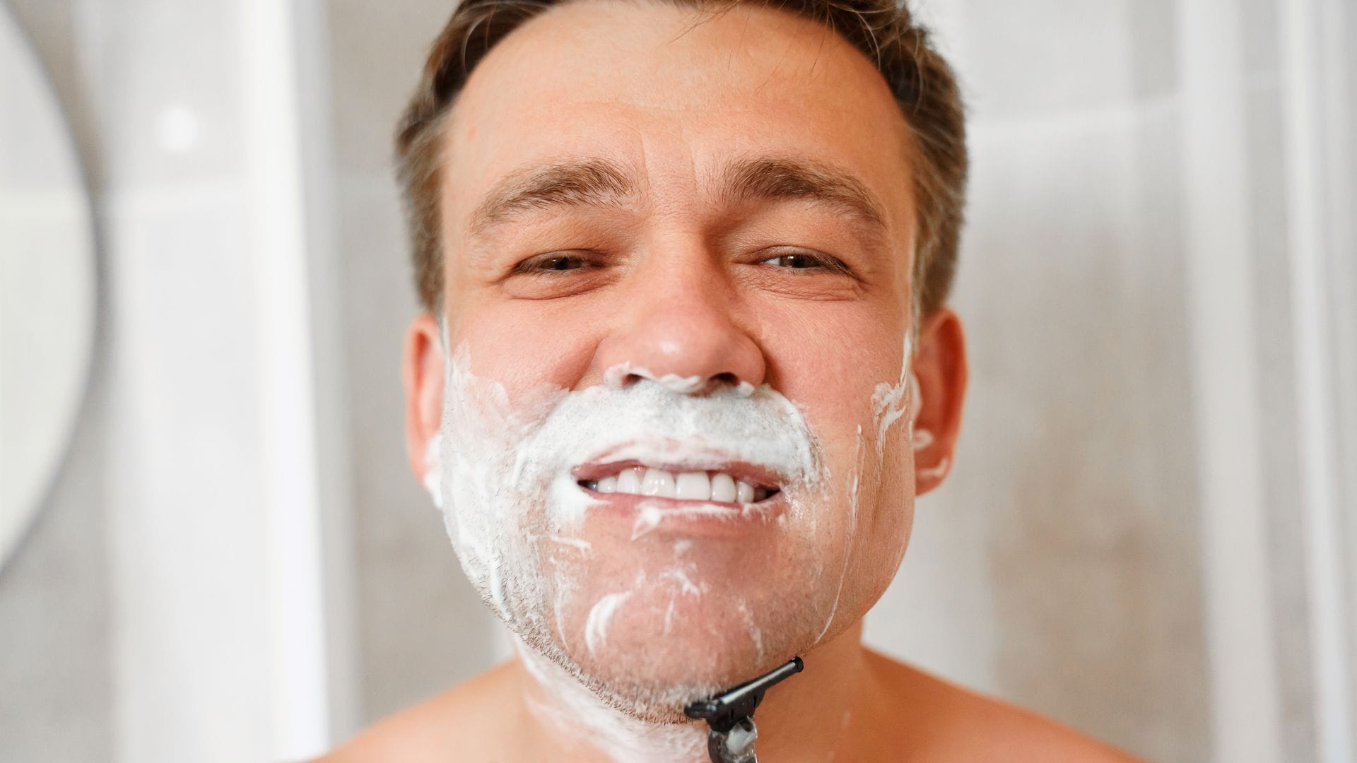 12 Common Mistakes to Avoid During a Razor Shave