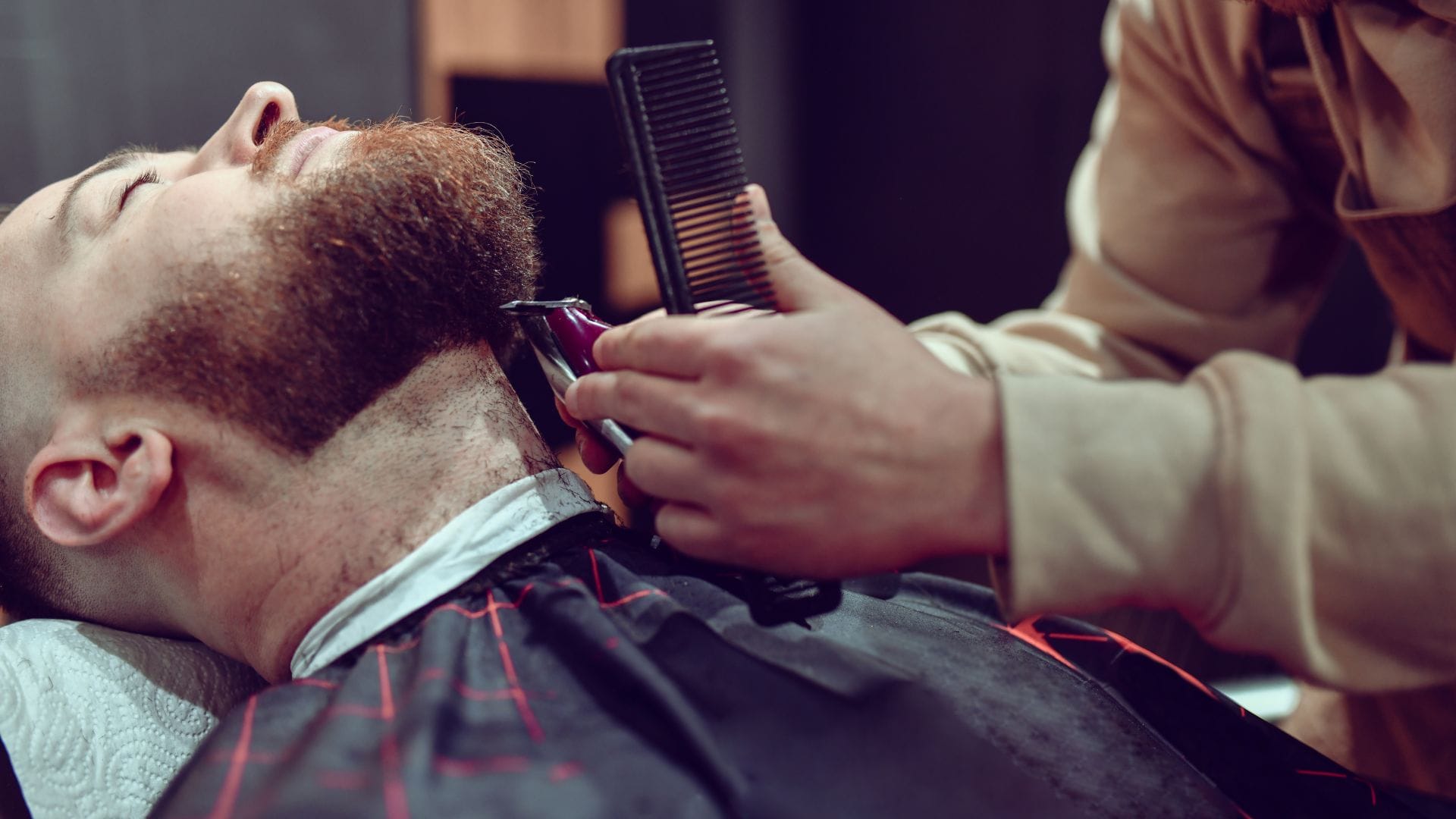 13 Secrets to Maintaining a Sharp Beard Line