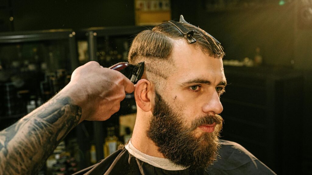 How a Line Up Is Different From a Regular Mens Haircut